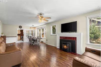 344 S 3rd St, Athena, OR 97813 - Photo 5
