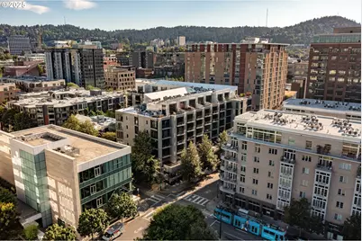 1030 NW 12th Ave #534, Portland, OR 97209 - Photo 27