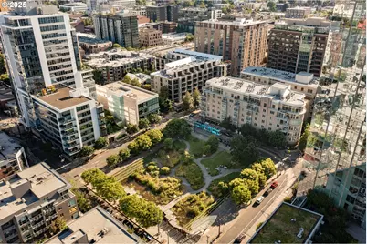 1030 NW 12th Ave #534, Portland, OR 97209 - Photo 3