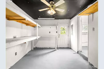 108 Maple Blvd, Wood Village, OR 97060 - Photo 27