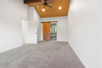 336 Acacia Ave, Woodburn, OR 97071 - Photo 21