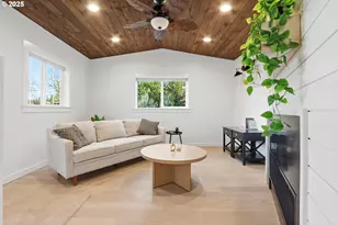 336 Acacia Ave, Woodburn, OR 97071 - Photo 17