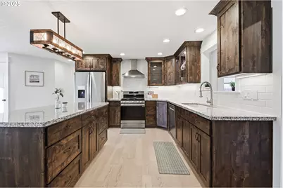 336 Acacia Ave, Woodburn, OR 97071 - Photo 11