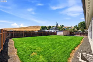 111 NW Vanderpool St, Dufur, OR 97021 - Photo 27