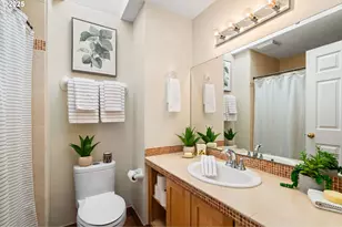 3170 NW Ashland Dr, Beaverton, OR 97006 - Photo 13