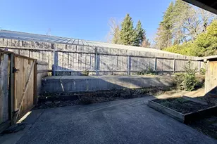 16656 SE Moon Ave, Milwaukie, OR 97267 - Photo 21