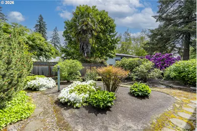 3365 Buckingham Ave, Eugene, OR 97401 - Photo 43