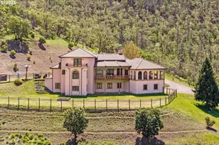 2816 Quail Run Rd, Talent, OR 97540 - Photo 5