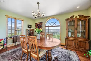 2816 Quail Run Rd, Talent, OR 97540 - Photo 19