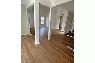 10232 SW Crystal St, Beaverton, OR 97008 - Photo 3