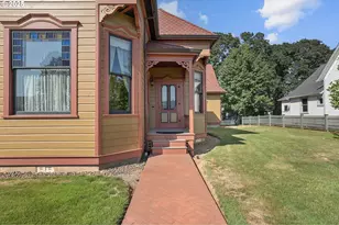 4225 Mission Ave NE, Saint Paul, OR 97137 - Photo 5