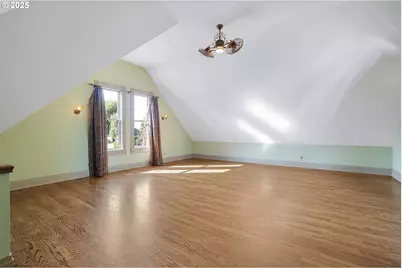 4225 Mission Ave NE, Saint Paul, OR 97137 - Photo 29