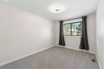 12620 SE Cora St, Portland, OR 97236 - Photo 39