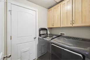 1187 Jay St, Eugene, OR 97402 - Photo 19
