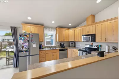 1187 Jay St, Eugene, OR 97402 - Photo 15