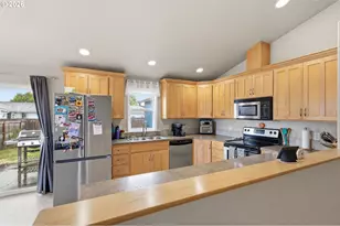 1187 Jay St, Eugene, OR 97402 - Photo 15