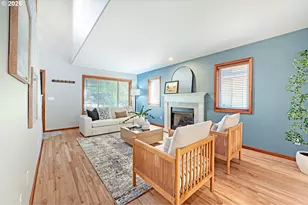 15052 SE Pinegrove Loop, Clackamas, OR 97015 - Photo 5