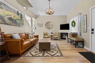 65121 E Lupine Dr, Rhododendron, OR 97049 - Photo 17