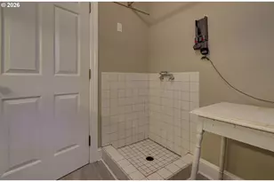 18410 S Greenview Dr, Oregon City, OR 97045 - Photo 15