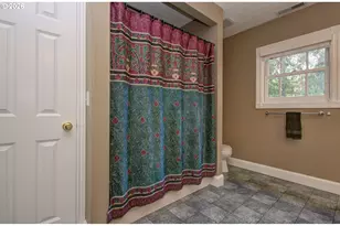 18410 S Greenview Dr, Oregon City, OR 97045 - Photo 25