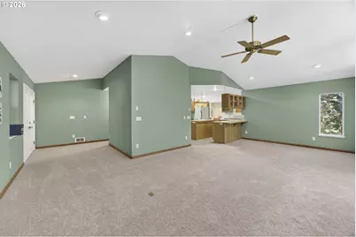 5938 View Loop, Florence, OR 97439 - Photo 11