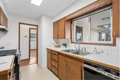 1450 SW 26th Ct, Gresham, OR 97080 - Photo 11