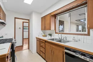 1450 SW 26th Ct, Gresham, OR 97080 - Photo 11