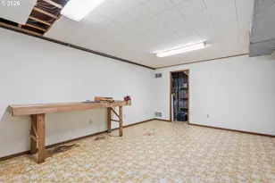1450 SW 26th Ct, Gresham, OR 97080 - Photo 39