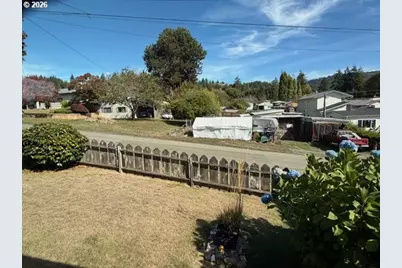 430 23rd St, Myrtle Point, OR 97458 - Photo 19