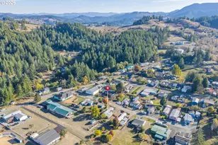 430 23rd St, Myrtle Point, OR 97458 - Photo 39