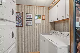 430 23rd St, Myrtle Point, OR 97458 - Photo 13