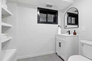 10625 SW Lancaster Rd, Portland, OR 97219 - Photo 33