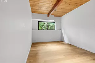 10625 SW Lancaster Rd, Portland, OR 97219 - Photo 35