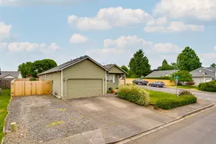730 E 15th Cir, La Center, WA 98629 - Photo 5