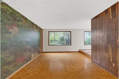 211 SW Royal Ct, Gresham, OR 97030 - Photo 5