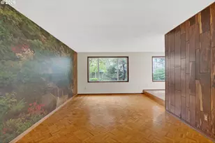 211 SW Royal Ct, Gresham, OR 97030 - Photo 5