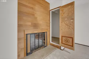 211 SW Royal Ct, Gresham, OR 97030 - Photo 15