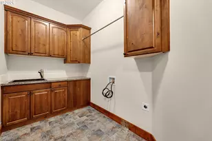 12000 NE 57th Ct, Vancouver, WA 98686 - Photo 33