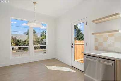 4019 SE 65th Ave, Portland, OR 97206 - Photo 5