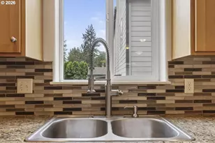 17326 SW Eirwen St, Beaverton, OR 97003 - Photo 23