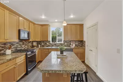 17326 SW Eirwen St, Beaverton, OR 97003 - Photo 17