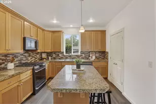 17326 SW Eirwen St, Beaverton, OR 97003 - Photo 17