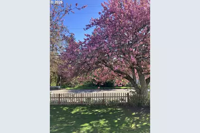 2219 SW 6th Ave, Camas, WA 98607 - Photo 5