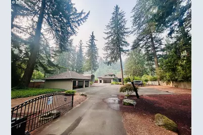 28446 Historic Columbia Ri Hwy, Troutdale, OR 97060 - Photo 1