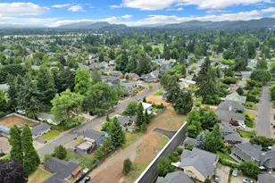 Sprig Ln, Eugene, OR 97401 - Photo 5