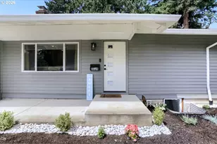 8609 SE 34th Ave, Milwaukie, OR 97222 - Photo 3