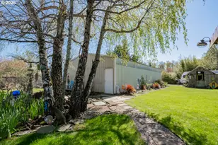 612 Kay Ave, Brownsville, OR 97327 - Photo 25