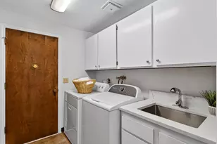 10430 SW 14th Dr, Portland, OR 97219 - Photo 23
