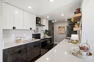 3708 SW Patton Rd, Portland, OR 97221 - Photo 17