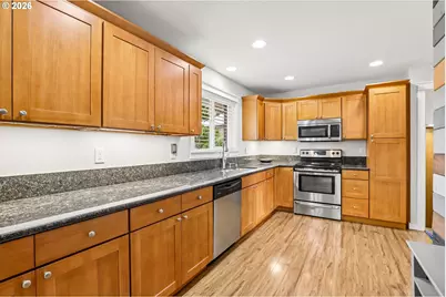 1015 NE 64th St, Vancouver, WA 98665 - Photo 9